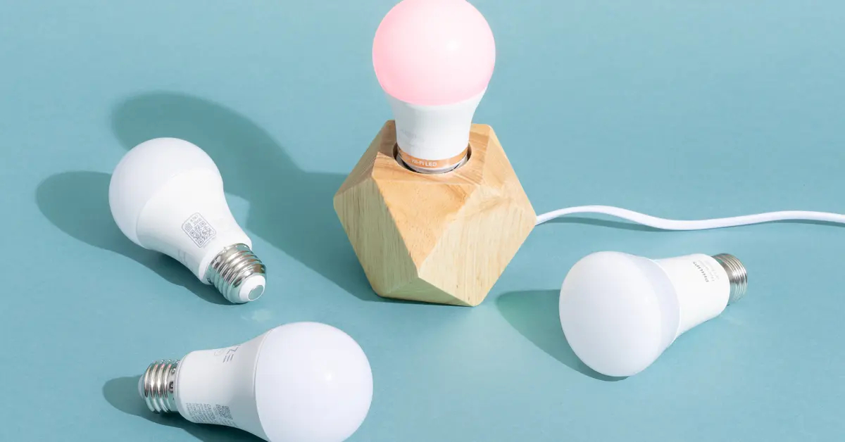لامپ LED با نور صورتی جذاب